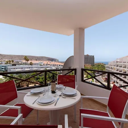 San Marino 28 - * Los Cristianos (Tenerife)